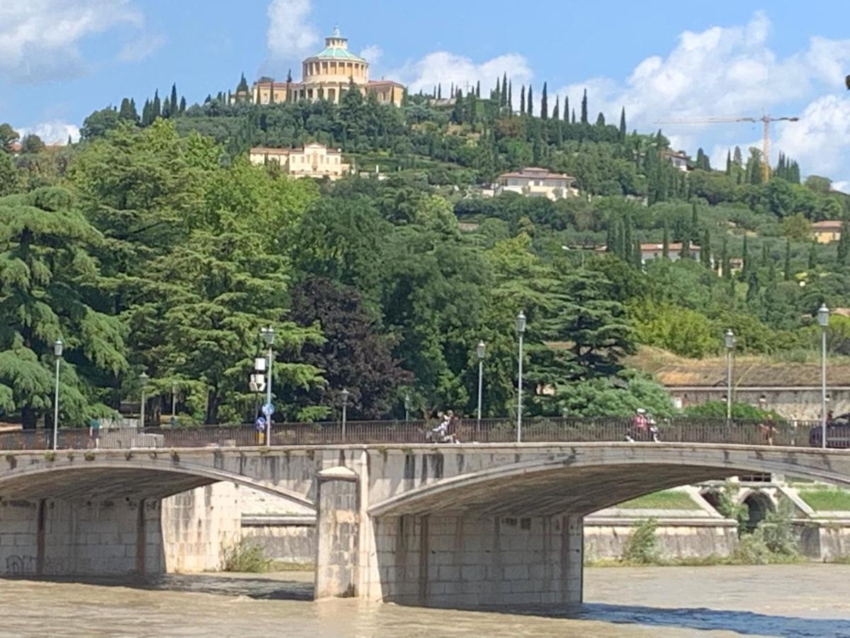 Notti Sull'Adige Hotel Verona Exterior photo